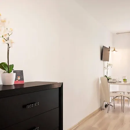 Apartment Vacationclub - Zdrojowa 22 5 *
